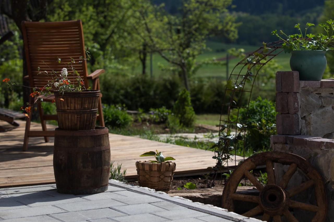 House Arupium - Hot Tub Villa Otocac Bagian luar foto